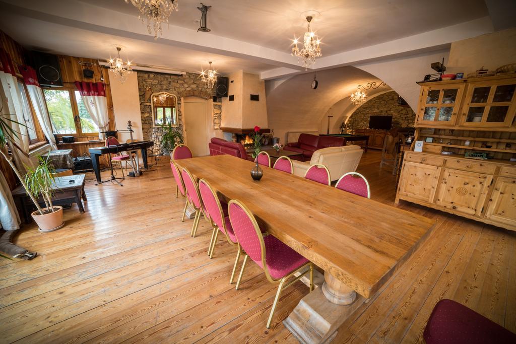 Chalet les Moineaux Chambres d'Hôtes Jausiers Extérieur photo